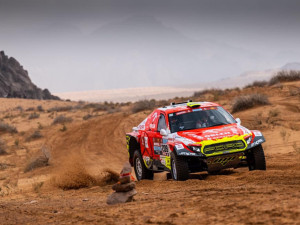 Martin Prokop se zaskvěl v první etapě Rallye Dakar, dokončil ji na třetím místě