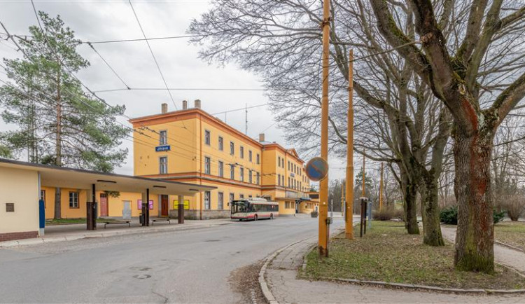 Opravy na Tolstého a na Brněnském mostě, nový terminál. Co vše se letos chystá v Jihlavě?