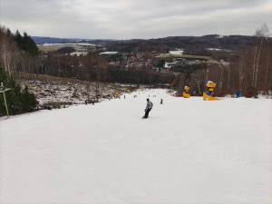 Na Vysočině se lyžuje na dvanácti sjezdovkách, víkendová návštěvnost byla velmi dobrá