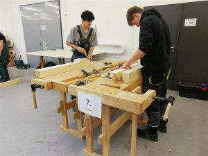 Jihlavská stavebka hostila soutěž tesařů. Na stupních vítězů skončili i studenti z Vysočiny