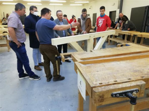 Jihlavská stavebka hostila soutěž tesařů. Na stupních vítězů skončili i studenti z Vysočiny