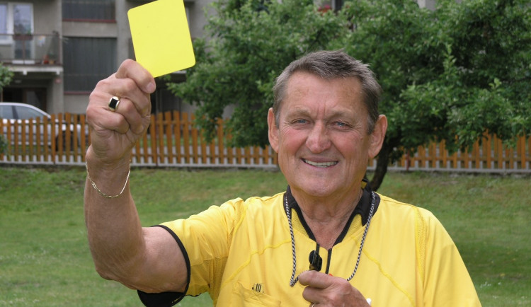 Jaromír Čejka, nejvýkonnější rozhodčí zapsaný v České knize rekordů