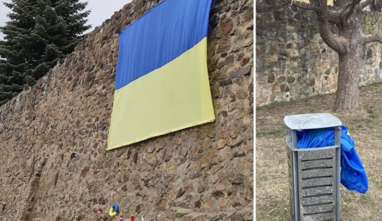 Z hradeb do odpadkového koše. Denacifikujeme Jihlavu, říká po odstranění ukrajinské vlajky aktivista