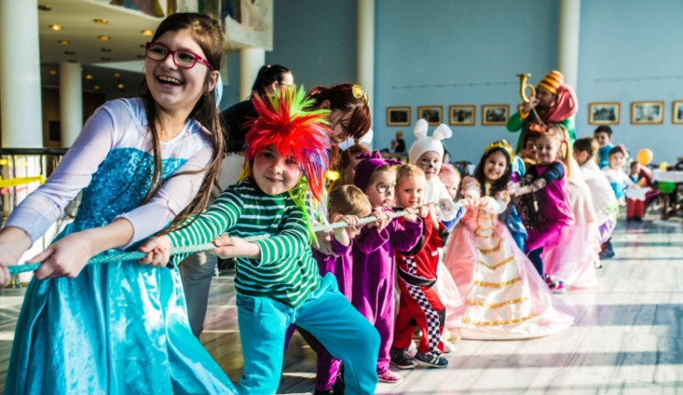 Jihlava zažije benefiční karneval pro Ukrajinu. Děti i dospělé pobaví klauni, žongléři i chůdaři