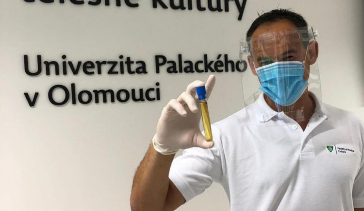 Vědci zjistili, že po covidu pomáhá inhalace vodíku. Kondici zlepší až o desetinu