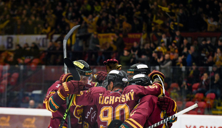 Vstup do prvoligového semifinále se Dukle vydařil, Sokolov porazila v prodloužení 3:2 