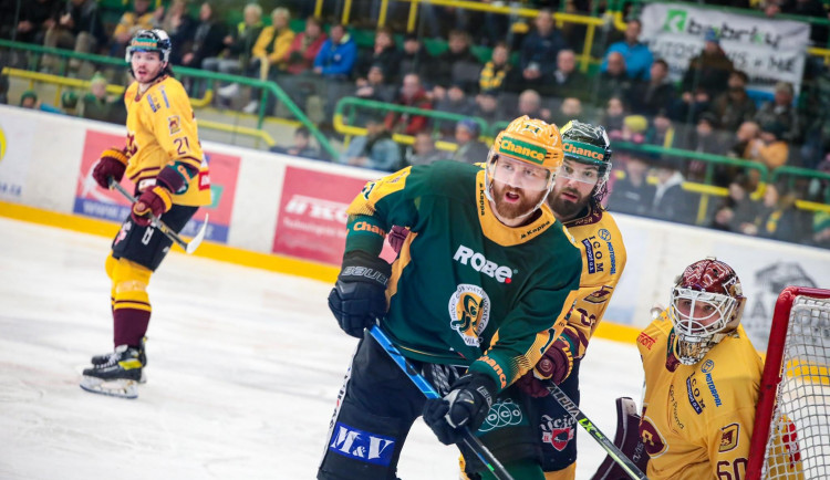 Oslabená Dukla srdnatě bojovala, druhou výhru však ve Vsetíně neukořistila