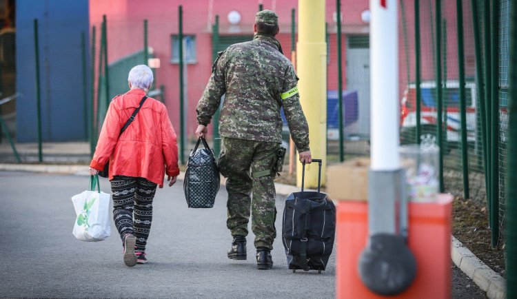 16492308740072-152-uprchlik-policie-sk