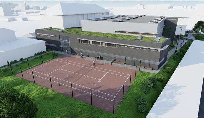 Lidé ve Žďáru budou sportovat v nové sportovní hale s lezeckou stěnou a zelenou střechou