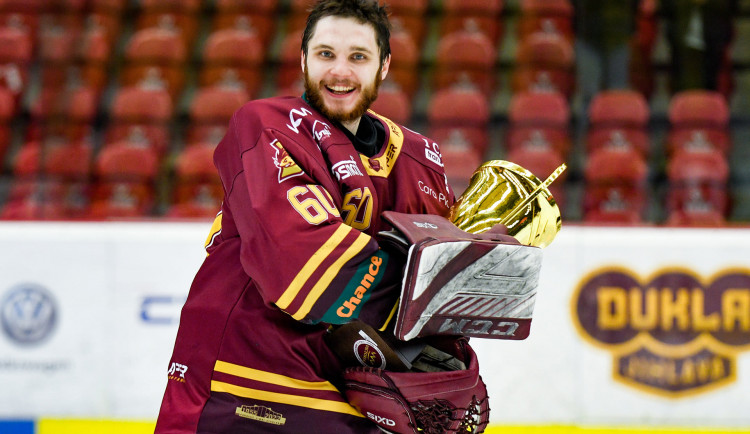 Pikantní přestup ruského brankáře! Hrdina play-off Maxim Žukov přestupuje do konkurenčního Vsetína