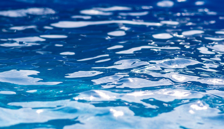 size4-size3-16510392450364-2-aquapark-diky-technologii-odebira-vodu-z-reky-zarizeni-firmy-wero-ji-recykluje-a-vraci-zpet