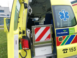 Sedmistupňová převodovka, rychlost až 190km/h. Prohlédněte si zblízka nové sanitky krajských záchranářů