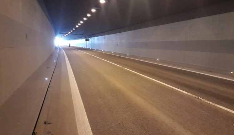 Opravy Jihlavského tunelu se chýlí ke konci, řidiči jím projedou již 14. června