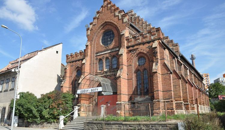 Nová synagoga, 15. dubna 2014, autor: Ben Skála