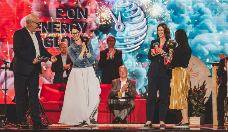 size4-size4-16319845566779-60-eon-energy-globe-zna-viteze-nejlepsim-ekologickym-projektem-roku-se-stal-domov-podhradi (1)