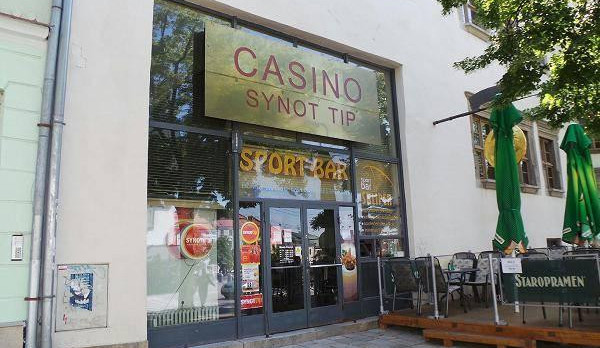 Moderní restaurace v prostorách Sklípku? Plánovaná změna se zatím odkládá, majitel má jiné priority