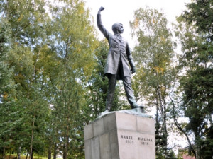 Tip na výlet: Po stopách velikána K. H. Borovského. Po cestě mineme tvrz Hadrburk i poutní kostel sv. Anny