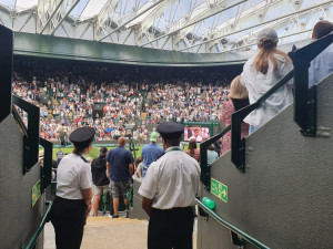 Účastníci Race to Wimbledon navštívili nejslavnější tenisový turnaj světa. Příští rok zamíří na Roland Garros
