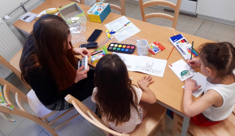 Předškolní děti z Ukrajiny mohou opět chodit do adaptační skupiny. Řada jich je teď doma na prázdninách