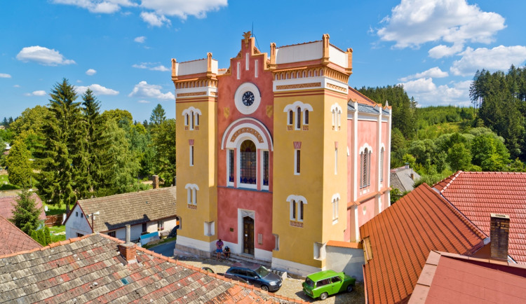 Synagoga v Nové Cerekvi