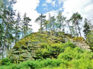 Tip na výlet: Jedenáctka skalních mís ve Žďárských vrších s vyhlídkou na Devět skal i údolí Svratky