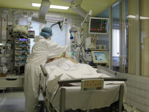Na podporu následné péče v nemocnicích chce ministerstvo poslat 7,6 miliard korun