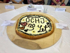 Jihlavská Charita slaví 30 let existence. Pomocnou ruku podala i při covidu, tornádu,stejně jako uprchlíkům