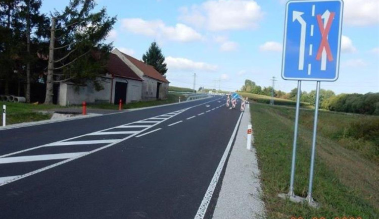 Obchvat Velké Bíteše za 85 milionů je dokončený. První řidiči ho otestují ve čtvrtek