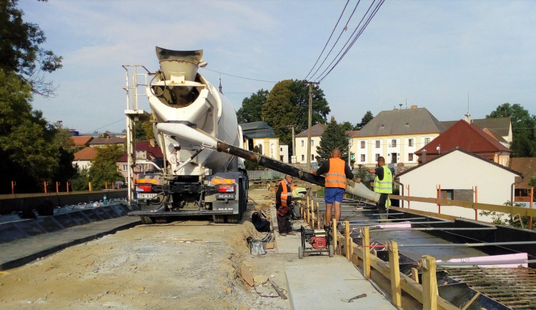 Oprava mostu v Rynárci