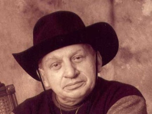 Rodáci z Vysočiny: Maly velký muž Jiří Krytinář. Vyučený hodinář a Mekota z Arabely také kandidoval do Senátu