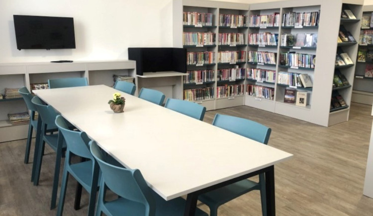 Knihovna ve Smrčné na Jihlavsku