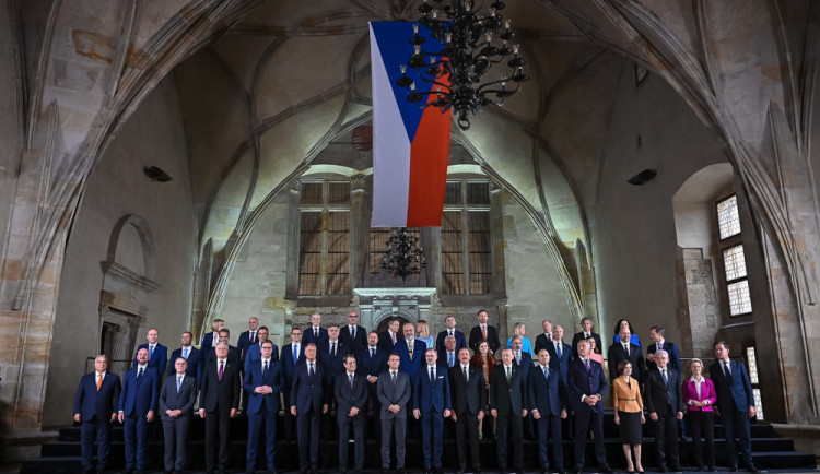 Čeští ministři se 31. října v Kyjevě zúčastní zasedání s ukrajinskou vládou