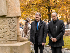 Přeji naději a sílu. Jihlava si připomněla 104. výročí založení Československa