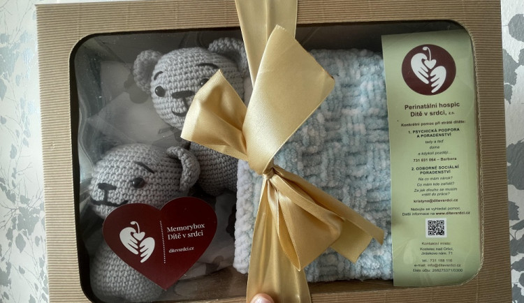 Jihlavská nemocnice poskytuje vzpomínkovou schránku pro miminko, které si rodiče bohužel neodvezou domů