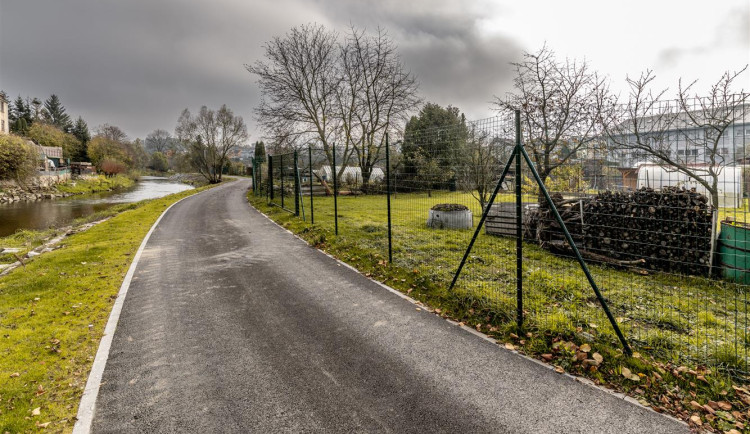 Nově otevřená cyklostezka G04