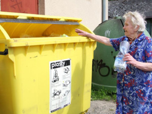 V Havlíčkově Brodě stoupne od ledna roční poplatek za odpad o 120 korun. Lidé zaplatí 840 korun