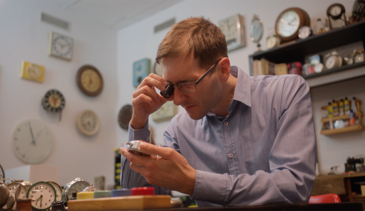 size4-16690498800367-139-starozitne-hodinky-v-digitalni-dobe-hodinari-z-clock-gallery-se-chteji-prosadit-na-socialnich-sitich