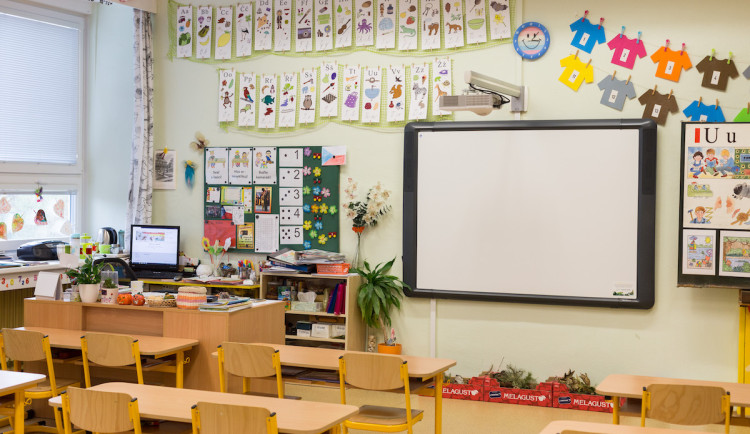 Psychologové a speciální pedagogové i pro menší školy na Vysočině.