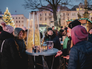 Jihlavský Bosch uspořádal tradiční vánoční akci „Bosch Svařák“ a podpořil Nemocnici Jihlava