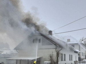 Požár rodinného domu v Kojetíně, škoda je dva miliony korun
