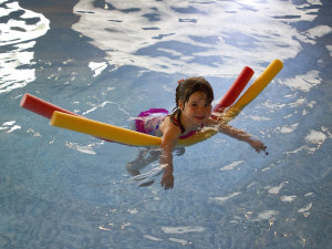Jihlavský bazén je kvůli rozbité vzduchotechnice stále mimo provoz. Otevřít by se měl snad v pátek