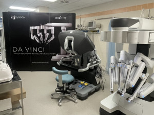 Jihlavská nemocnice jako první na Vysočině začne s robotickými operacemi. První bude už v pátek