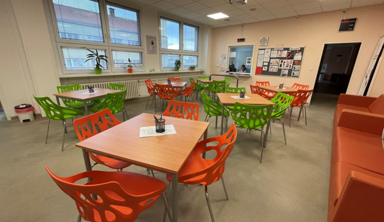 Dárci krve dostali opožděného Ježíška, je zde nový nábytek i dekorace