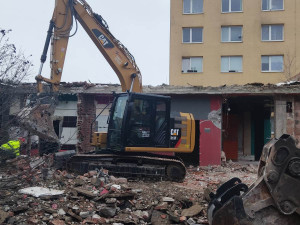 Herna u bývalého Hotelu Jihlava jde k zemi, vyroste zde nový osmipatrový bytový dům