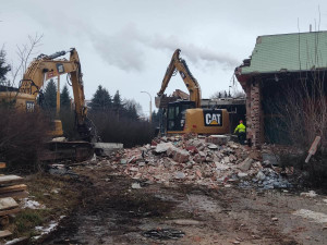 Herna u bývalého Hotelu Jihlava jde k zemi, vyroste zde nový osmipatrový bytový dům