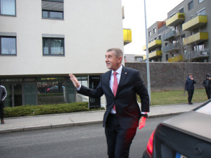 Pavel míří na Hrad. Andreje Babiše porazil o milion hlasů