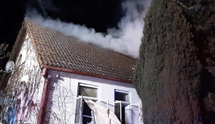 Požár domu v Jezdovicích na Jihlavsku