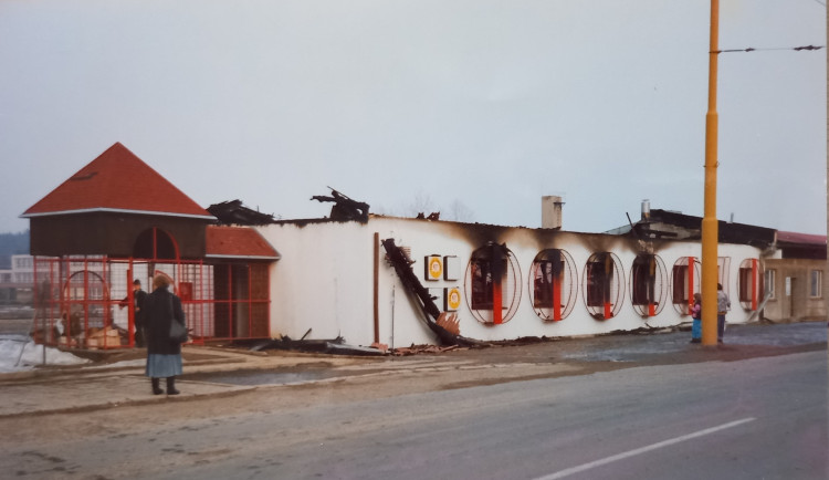 Fotografie po požáru, březen 1993, zdroj: archiv Marie Švíkové