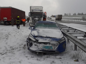 Foto z ranní nehody na D1