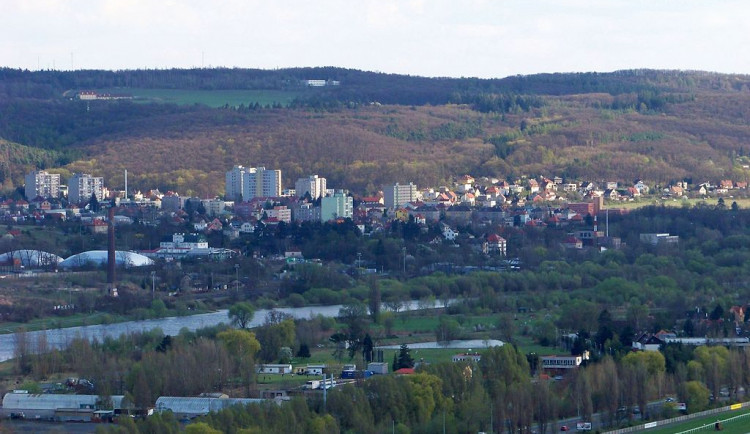 Komořanská ulice se dočká rekonstrukce, opravy začnou v pondělí